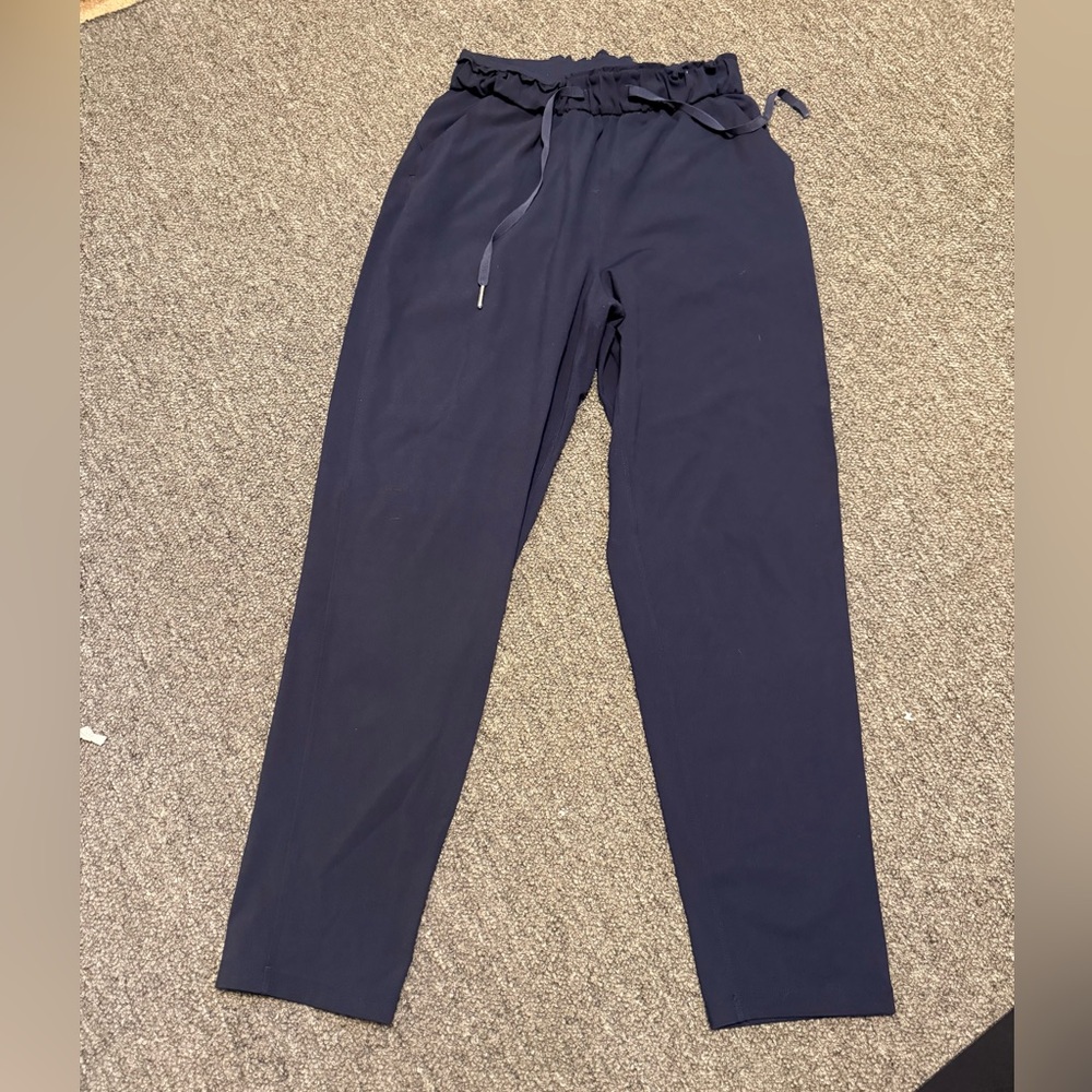 Lululemon Athletica Navy Blue Women's Joggers